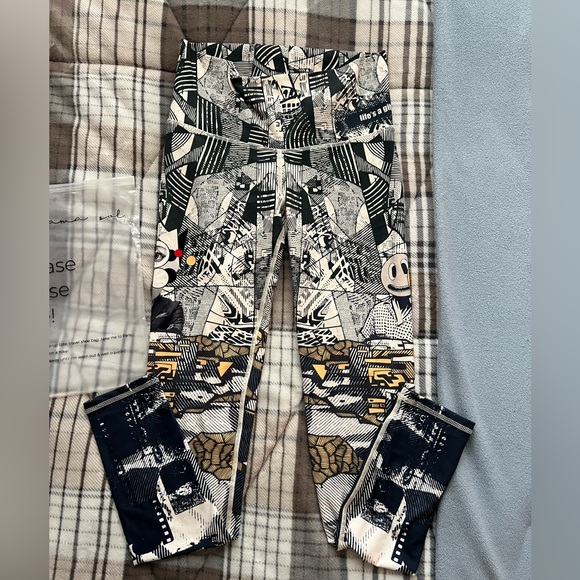 NWOT Niyama Sol OAK Leggings size L